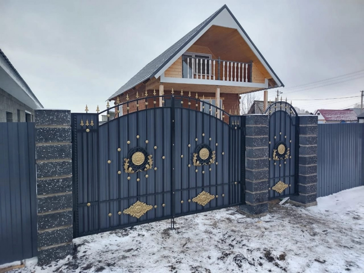kovanye-vorota-na-zakaz